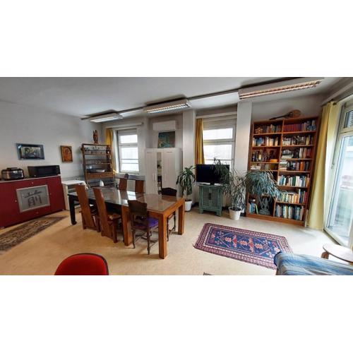 1 Zimmer Apartment mit Balkon