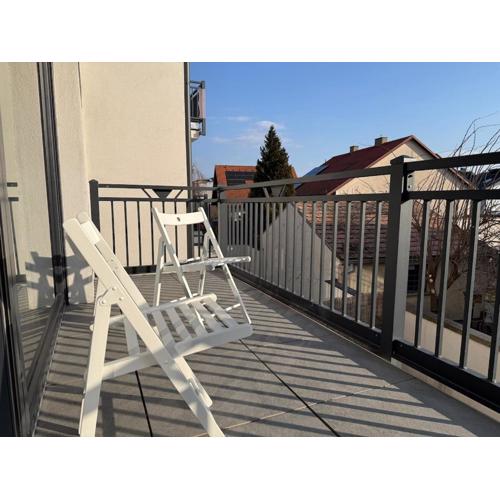 100 m2 Apartment with Balcony & Free Parking