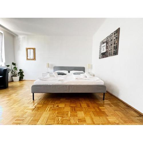 1050 Vienna Studio