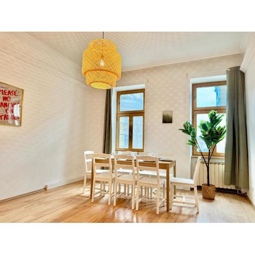110 m2 Central Renovated Apartment
