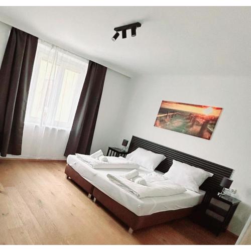 2 rooms apartment near Schönbrunn palace