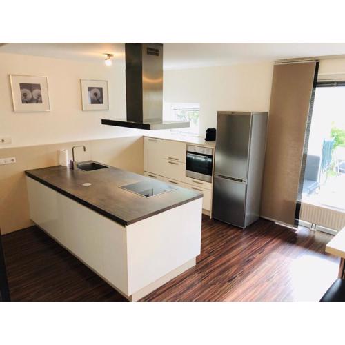 25h GARDEN Apartment PLUS private Beach