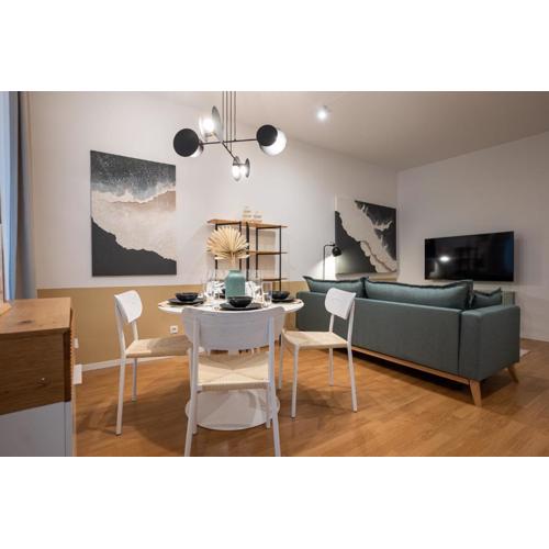 42 m2 central bright apartment with a terrace