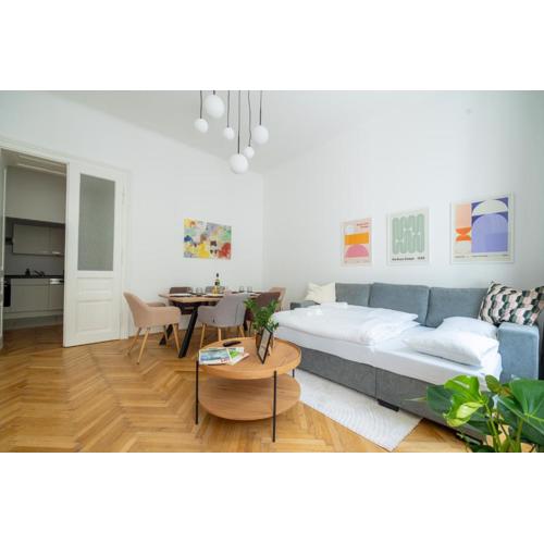 4ty3 Apartments - Franz Josef City Apartment is calling