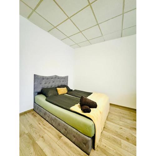 Affordable 2BR Apartment Stay 5 Guests Next to Praterstern