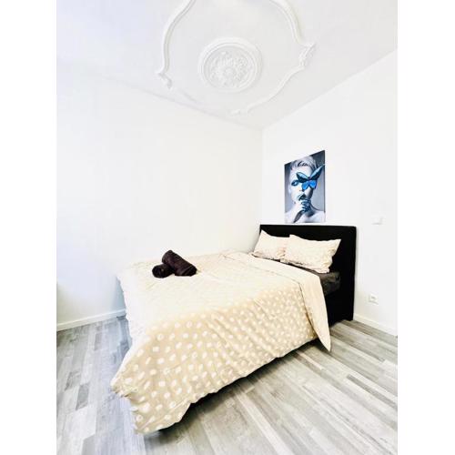 Affordable 4BR Shared Apartment, 10 Min to FAC Platz