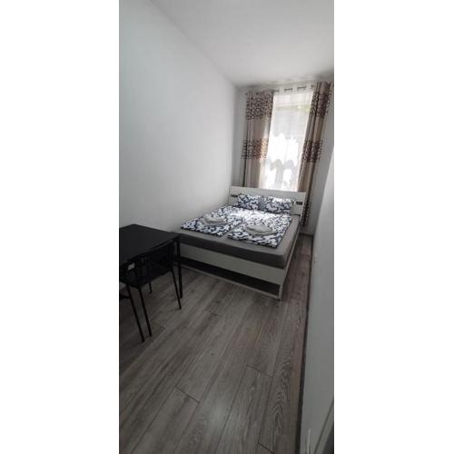 Affordable 5-BR Shared Apartment / Enkplatz U3 Getaway