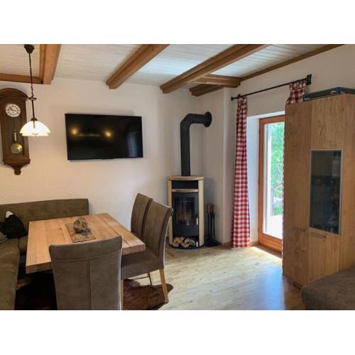 Alpine Hut Hannah Comfortable Vacation Home