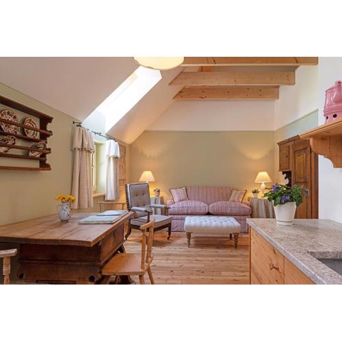 Altaussee Retreat Apartment - Your Austrian Home