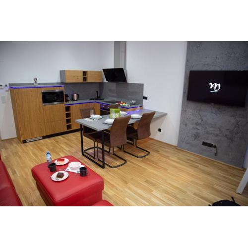 AM-Residence No 12