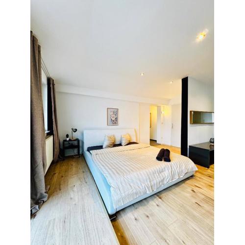 Amazing 2BR Apt, 16-Mins to Blumengärten