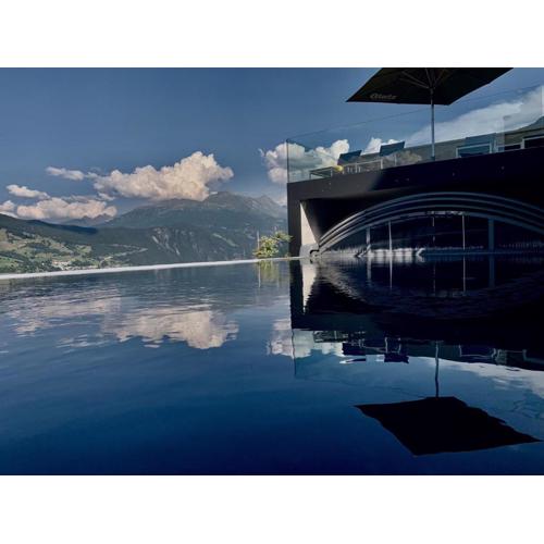 Apart Alpine Retreat 2