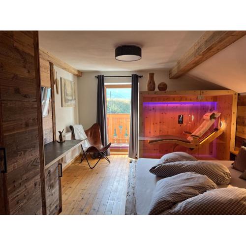 Apart Hansler "das Liara" mit Infrarotkabine und Balkon