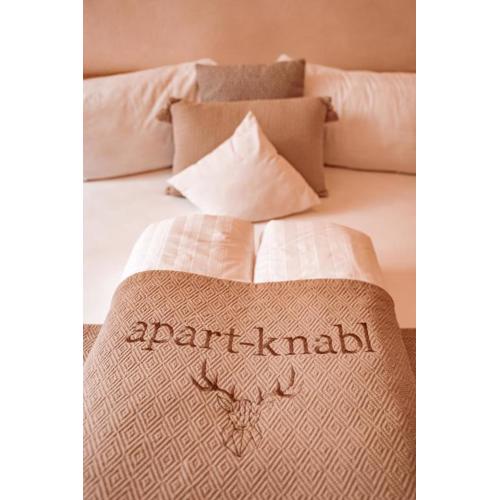 Apart Knabl