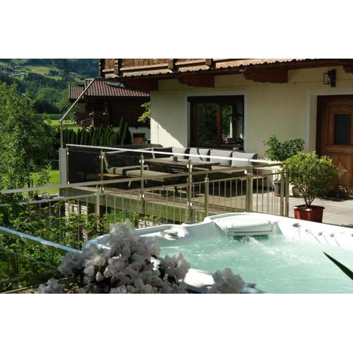 Apart Moidl mit privatem Pool