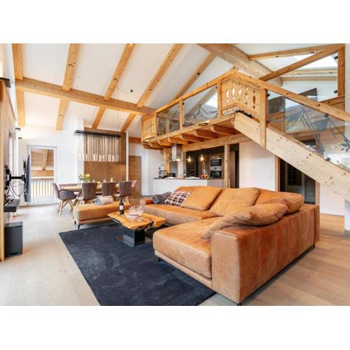 Apart33 Top 1-33 Penthouse