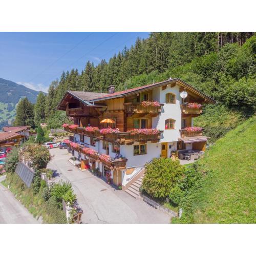Apartment Alpin by Interhome