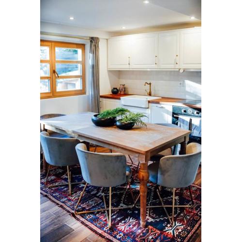 Apartment Aussee- Hallsatt Salzherrenhof- Küche, WLAN, Netflix