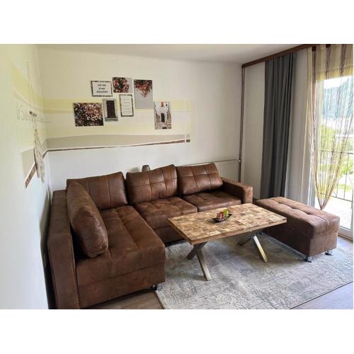 Apartment by Lake Ossiach with Mountain Views