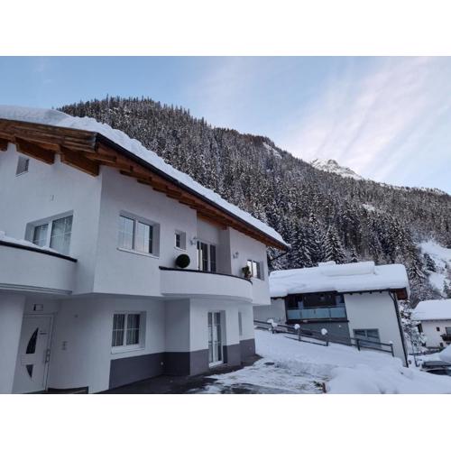 Apartment Christians Hamat by Interhome