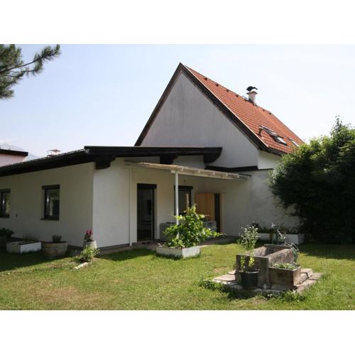 Apartment Diwani home stay Innsbruck by Interhome