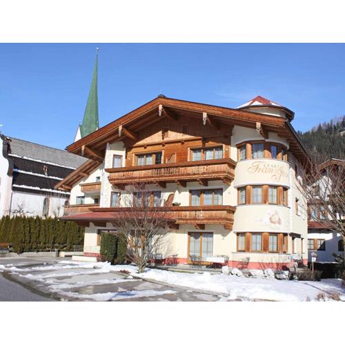 Apartment in Kaltenbach near Ski Lift