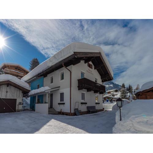 Apartment in Kirchberg near Ski Lift