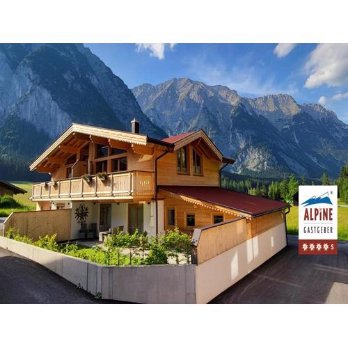 Apartment In Leutasch with garden