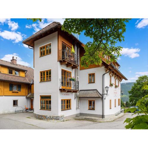 Apartment in Mariapfarr near Ski Slopes