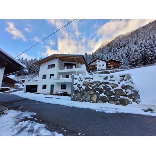 Apartment in Pitztal near Ski Glacier