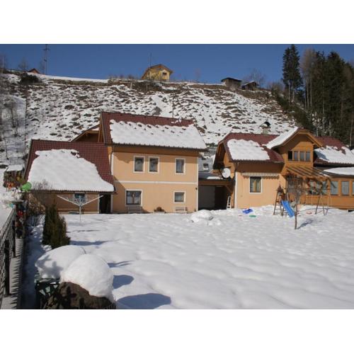 Apartment in Rennweg near Katschberg Ski Area