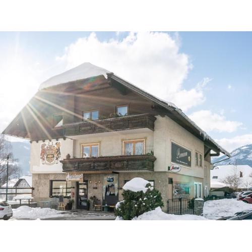 Apartment in Sankt Michael near Ski Slopes