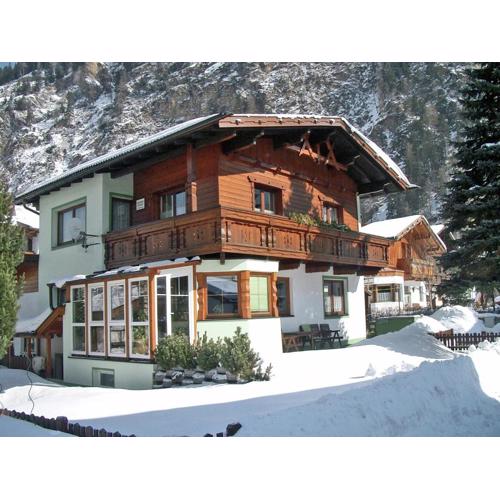 Apartment in Ski Paradise near Trails