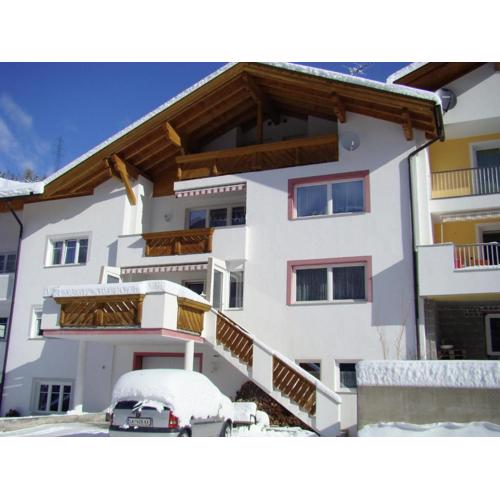 Apartment in Strengen near Ski Slopes