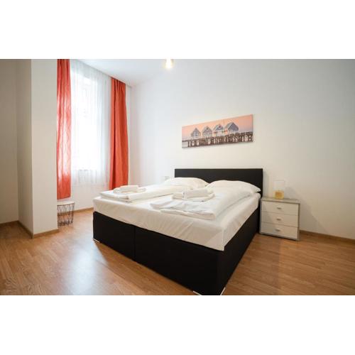 Apartment in the central area. 5 minute's walk to the Danube.