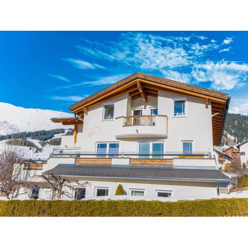 Apartment in Tyrol in an attractive area