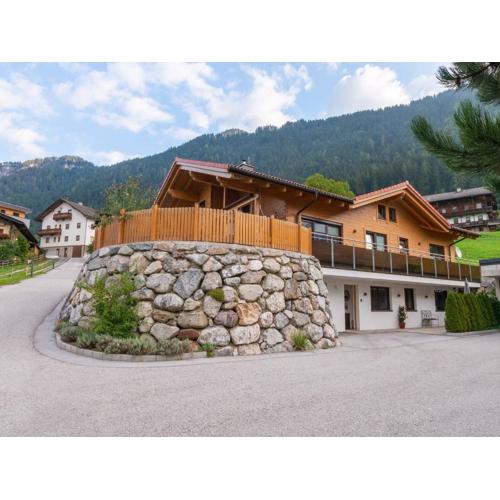 Apartment in Tyrol near Ski Lift