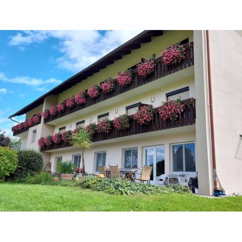 Apartment Juni-Rose by Interhome