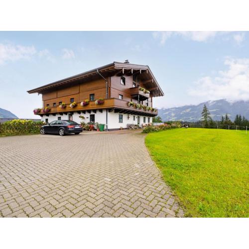 Apartment Kitzsteinhorn by Interhome