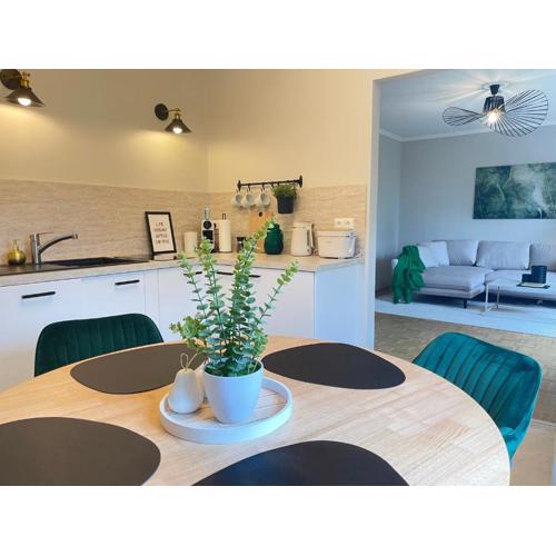 APARTMENT KLAGENFURT Villa Frank No1 - with Free Parking, Air Conditioning, Smart-TV & Self Check-in