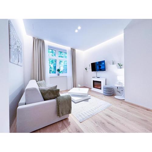 Apartment Magnificence - with Aircondition!
