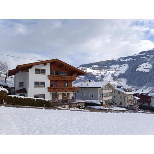 Apartment Mayrhofen near Horbergbahn