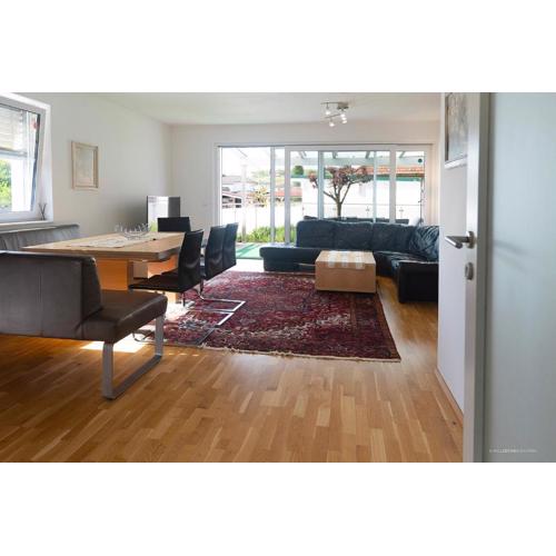 Apartment mit Garten