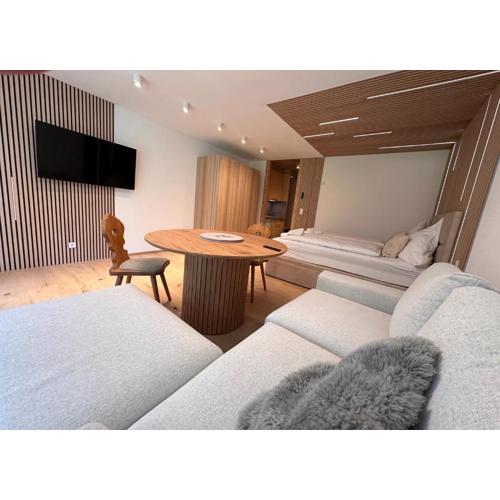 Apartment mit Indoor Pool und Garten