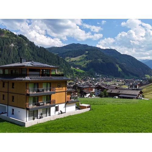 Apartment Mountain Suite Nr 203 by Interhome