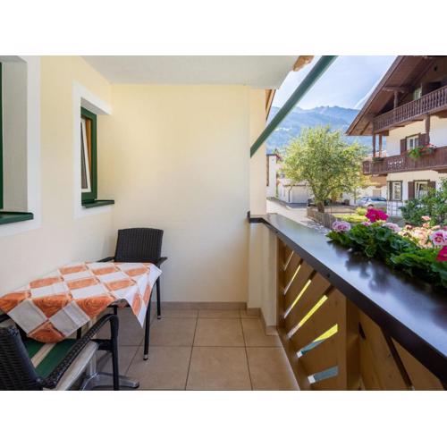 Apartment Rosa-9 by Interhome