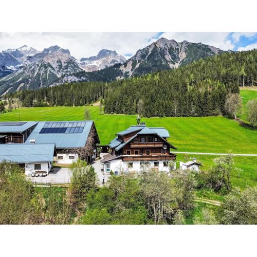 Apartment Salzmannhof by Interhome