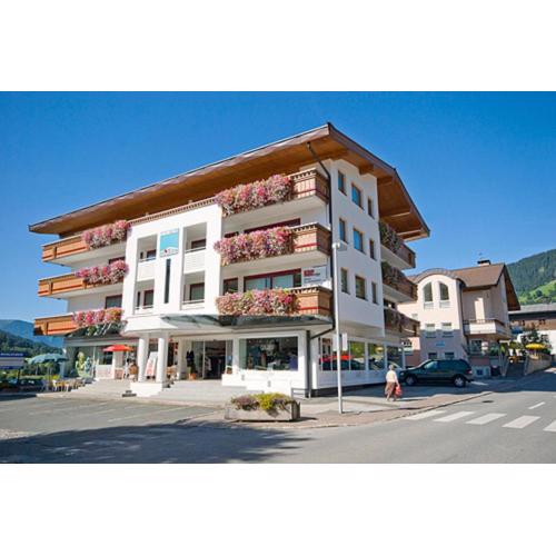 Apartmenthaus Brixen & Haus Central