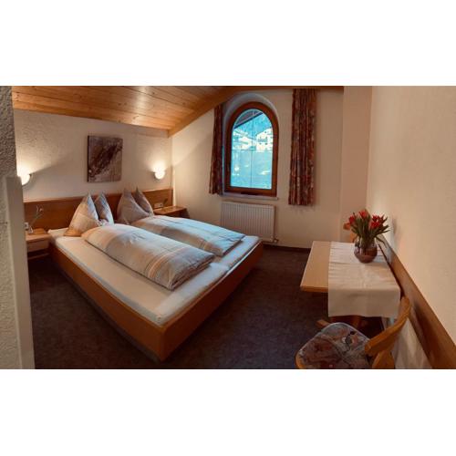 Aparts Handle und Haus Bergblick