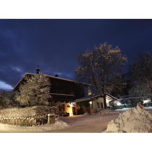 Appartement Pension Bäckenhäusl FERIENWOHNUNGEN Chalets Hütten Komfortzimmer